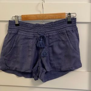 New with tags: Roxy Oceanside Short
